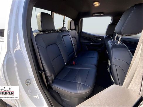 Used 2024 Chevrolet Colorado LT w/ LT Convenience Package III image 27