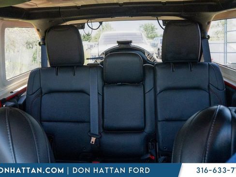 Used 2018 Jeep Wrangler Unlimited Rubicon AWD/4WD image 21