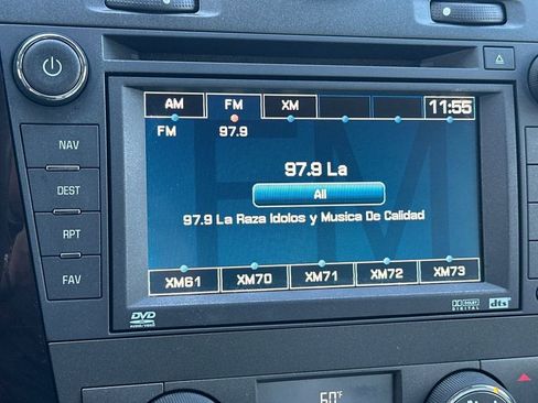 Used 2008 Cadillac DTS image 17