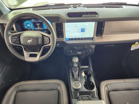 New 2025 Ford Bronco Outer Banks image 15