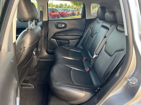 Certified 2021 Jeep Compass Limited FWD image 25