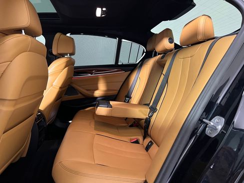 Used 2020 BMW M550i xDrive w/ Executive Package image 34