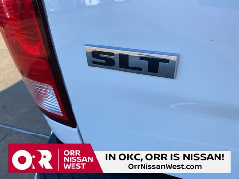 Used 2021 RAM 1500 Classic SLT image 10
