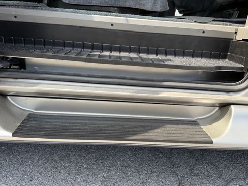 Used 2003 Chevrolet Astro RWD image 26