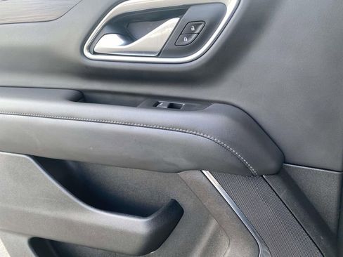 Used 2022 Chevrolet Tahoe LT w/ Luxury Package image 15