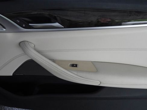 Certified 2023 BMW 540i w/ M Sport Package RWD image 32