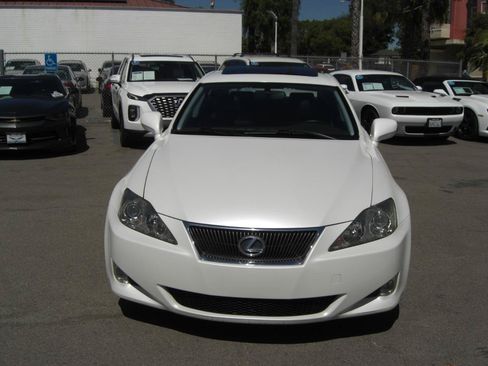 Used 2008 Lexus IS 250 RWD image 2