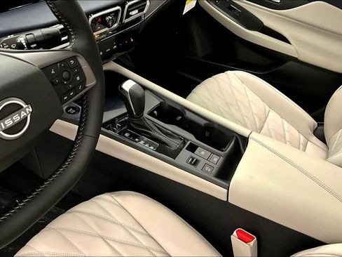 New 2026 Nissan Sentra SL w/ Floor Mat Package FWD image 8