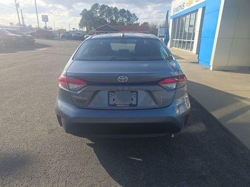 Used 2025 Toyota Corolla LE image 4