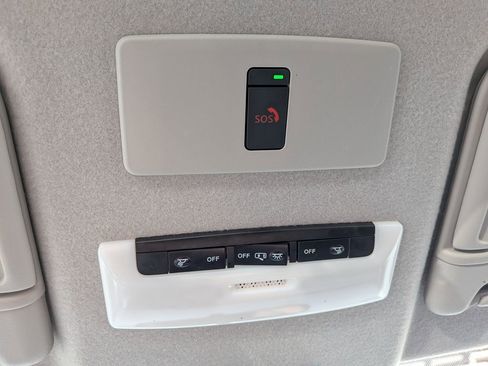 Used 2024 Nissan Kicks SV image 21