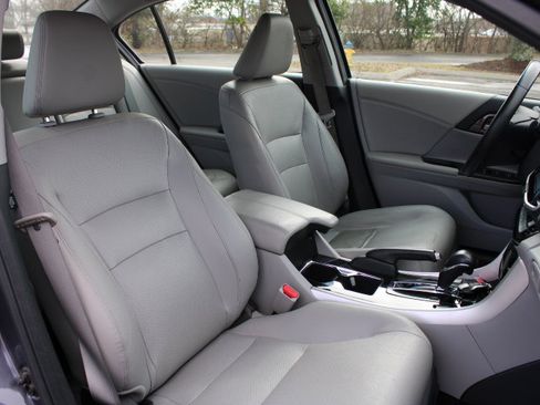 Used 2016 Honda Accord EX-L image 18