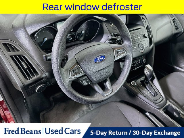 Used 2016 Ford Focus SE w/ SE Power Seat Package FWD image 12