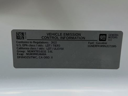 Used 2022 Chevrolet Traverse LS FWD image 21
