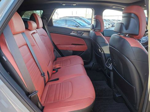 Certified 2024 Kia Sportage SX image 18