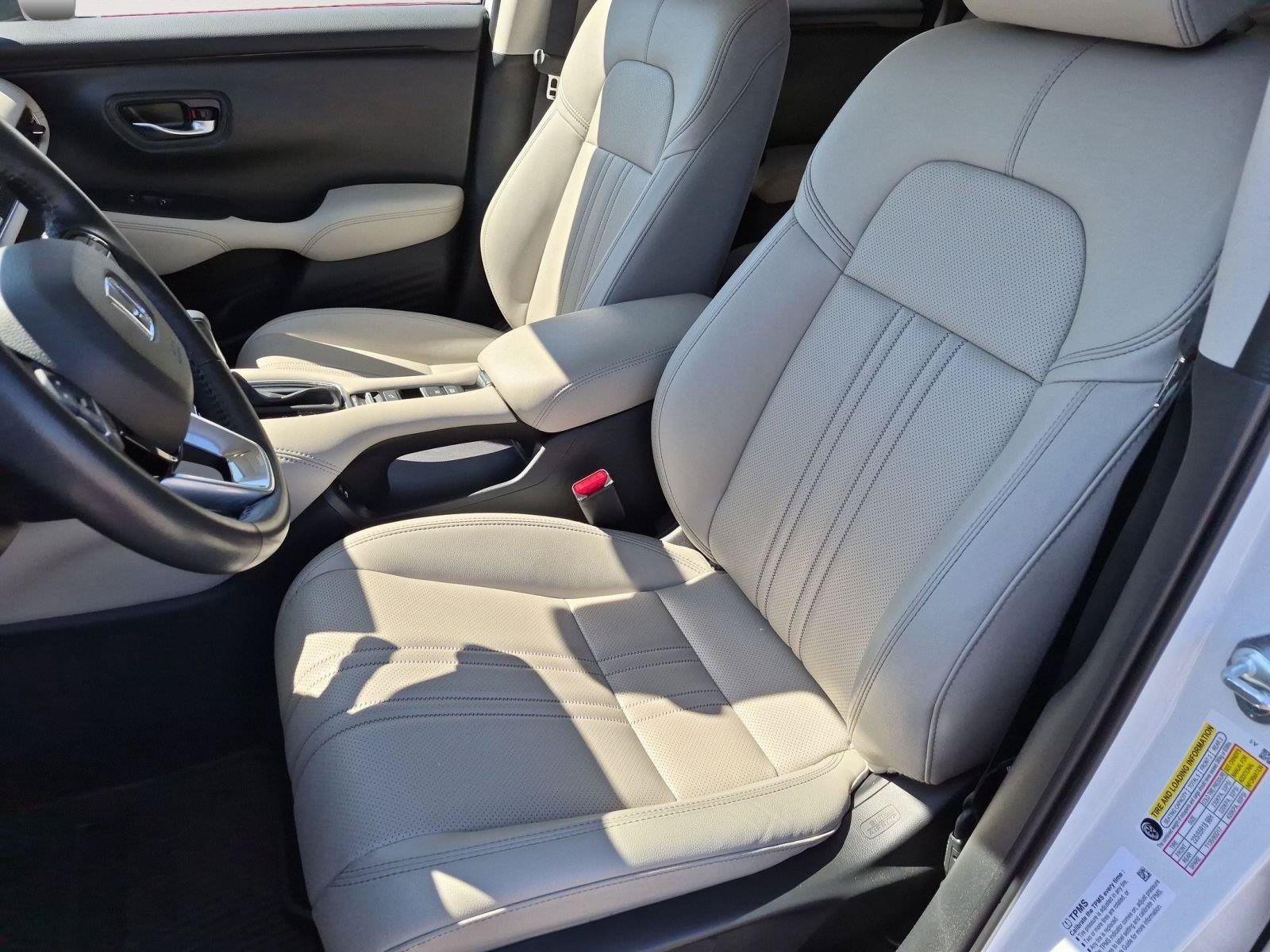 Certified 2026 Honda HR-V EX-L image 33