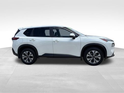 Used 2023 Nissan Rogue SV FWD image 9