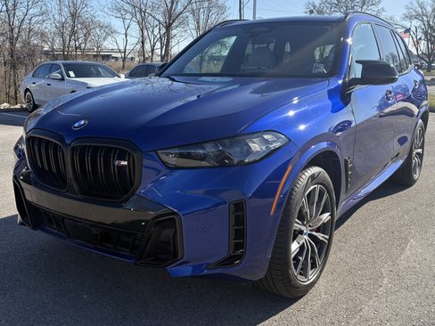 Used 2025 BMW X5 M60i w/ Climate Comfort Package image 5