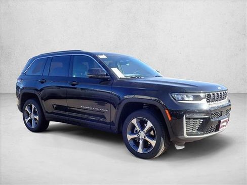 New 2026 Jeep Grand Cherokee Limited image 4