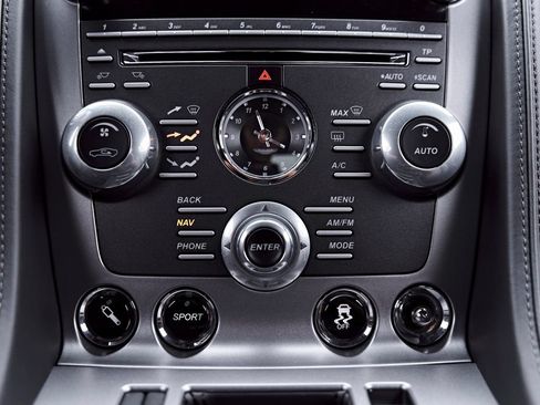 Used 2014 Aston Martin DB9 Coupe RWD image 76