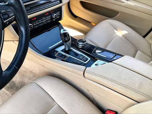 Used 2015 BMW 528i Sedan RWD image 14