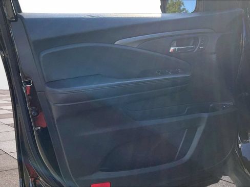 Used 2021 Honda Pilot Special Edition image 23