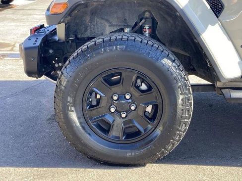 Used 2020 Jeep Gladiator Mojave image 28