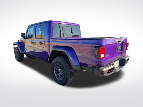 New 2026 Jeep Gladiator Sport AWD/4WD image 5