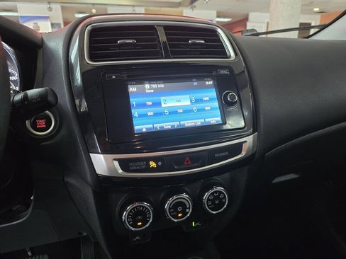 Used 2015 Mitsubishi Outlander Sport SE AWD/4WD image 23