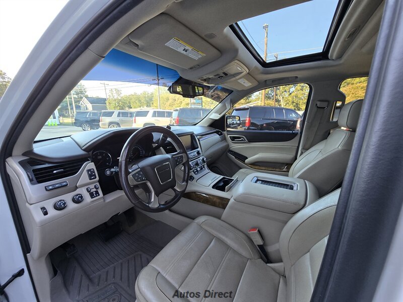 Used 2017 GMC Yukon Denali w/ Open Road Package AWD/4WD image 22