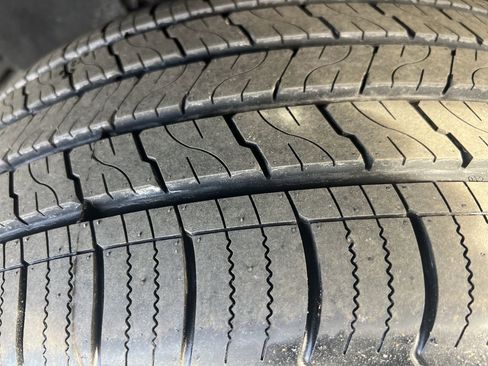 Used 2018 Toyota Tundra SR5 w/ SR5 Upgrade Package image 12