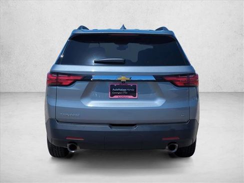 Used 2023 Chevrolet Traverse LT FWD image 7