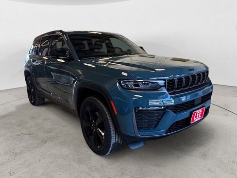 New 2026 Jeep Grand Cherokee Limited w/ Limited Altitude Package AWD/4WD image 7