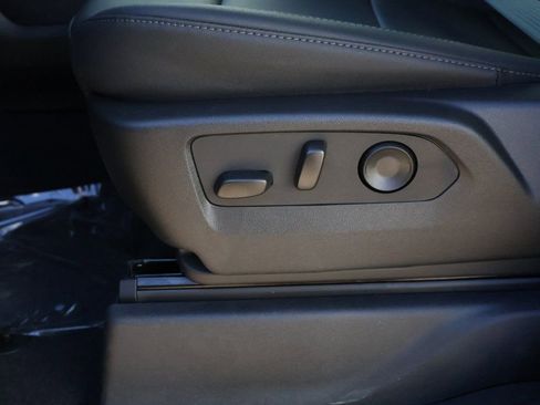 New 2026 GMC Sierra 2500 SLT w/ SLT Convenience Package image 48