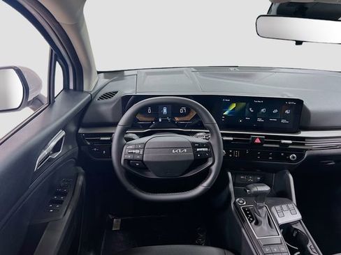 New 2026 Kia Sportage LX FWD image 20