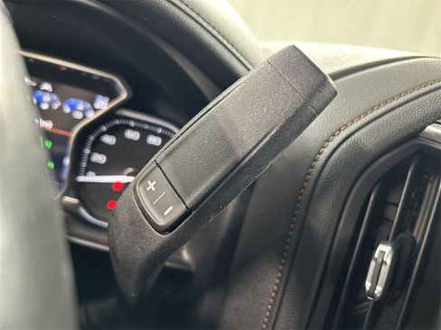Used 2021 GMC Sierra 1500 AT4 w/ AT4 Premium Package image 17