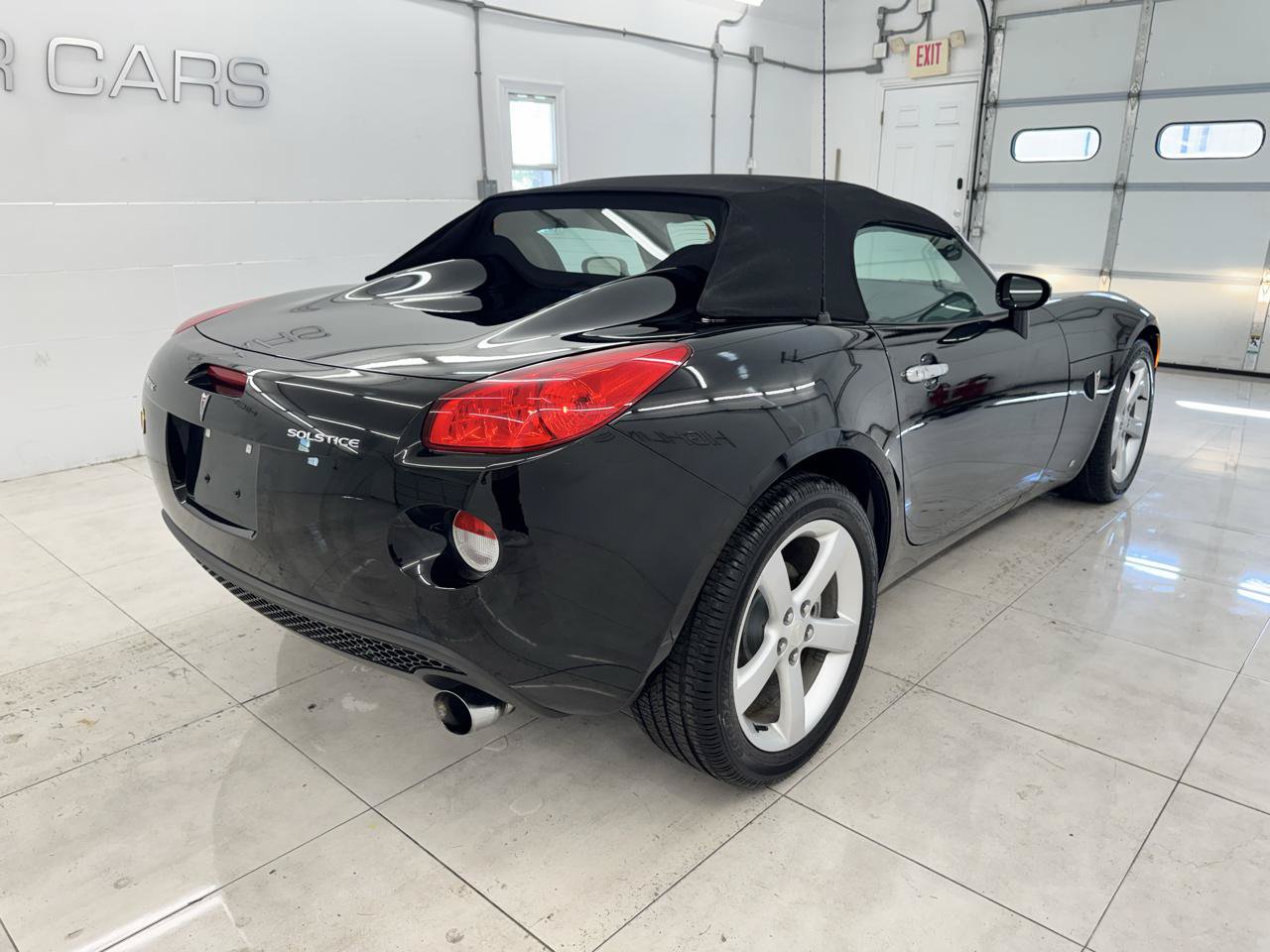 Used 2006 Pontiac Solstice Convertible w/ Premium Package RWD image 5