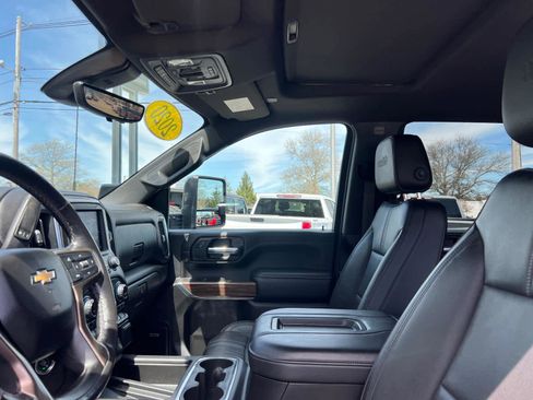 Certified 2020 Chevrolet Silverado 2500 High Country w/ Technology Package AWD/4WD image 12