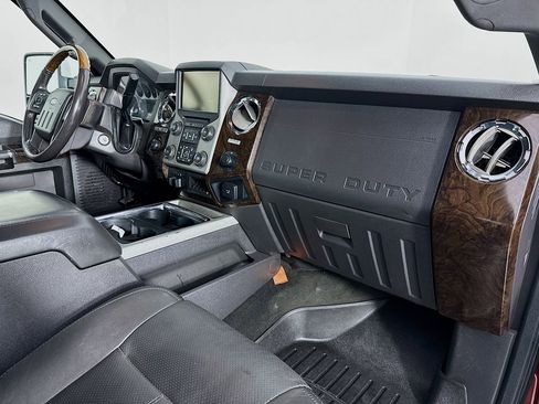 Used 2016 Ford F350 Platinum w/ Platinum Package image 29