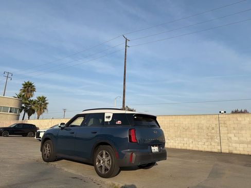 Used 2025 MINI Cooper Countryman S image 3