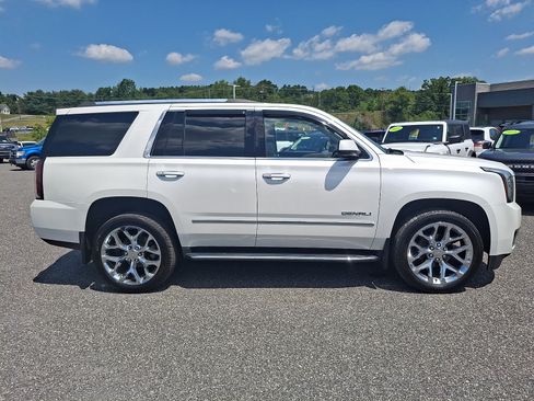 Used 2019 GMC Yukon Denali w/ Open Road Package AWD/4WD image 7