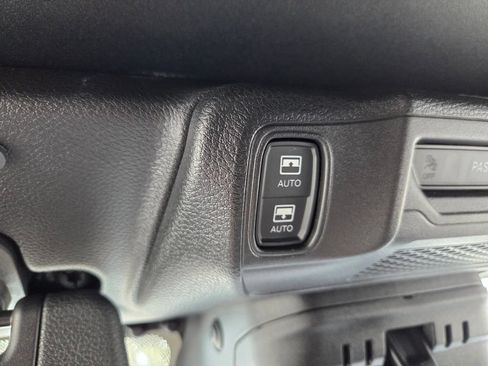 Certified 2026 Jeep Wrangler Unlimited Sport AWD/4WD image 31