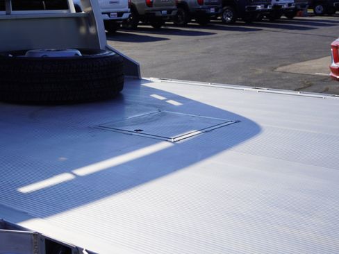 New 2025 GMC Sierra 3500 Pro w/ Convenience Package image 8