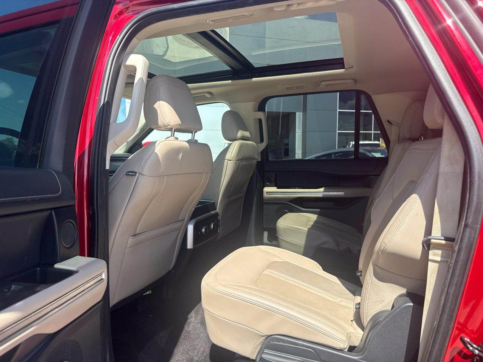 Certified 2022 Ford Expedition Max Limited RWD image 11