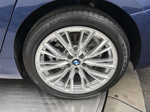Used 2023 BMW 330i xDrive Sedan w/ Driving Assistance Package AWD/4WD image 27