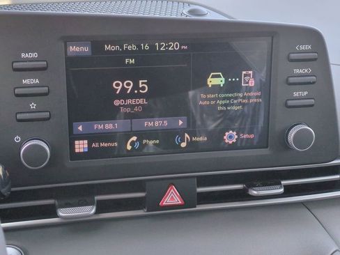 New 2026 Hyundai Elantra Sport FWD image 18