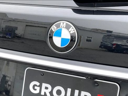 Used 2025 BMW X7 xDrive40i w/ Premium Package image 34