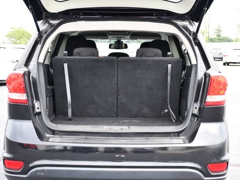 Used 2019 Dodge Journey SE w/ Connectivity Group FWD image 25