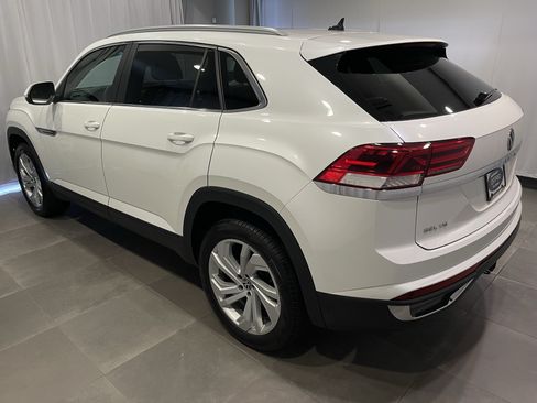 Used 2021 Volkswagen Atlas Cross Sport SEL AWD/4WD image 4