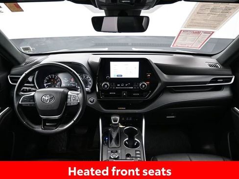 Certified 2023 Toyota Highlander XSE image 13