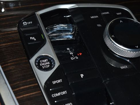 Certified 2024 BMW X7 M60i w/ Executive Package image 16